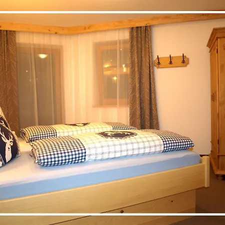 Kaiserapart Steinadler - Zentrum Элльмау