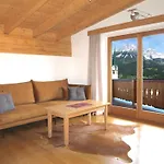 Kaiserapart Steinadler - Zentrum * المو
